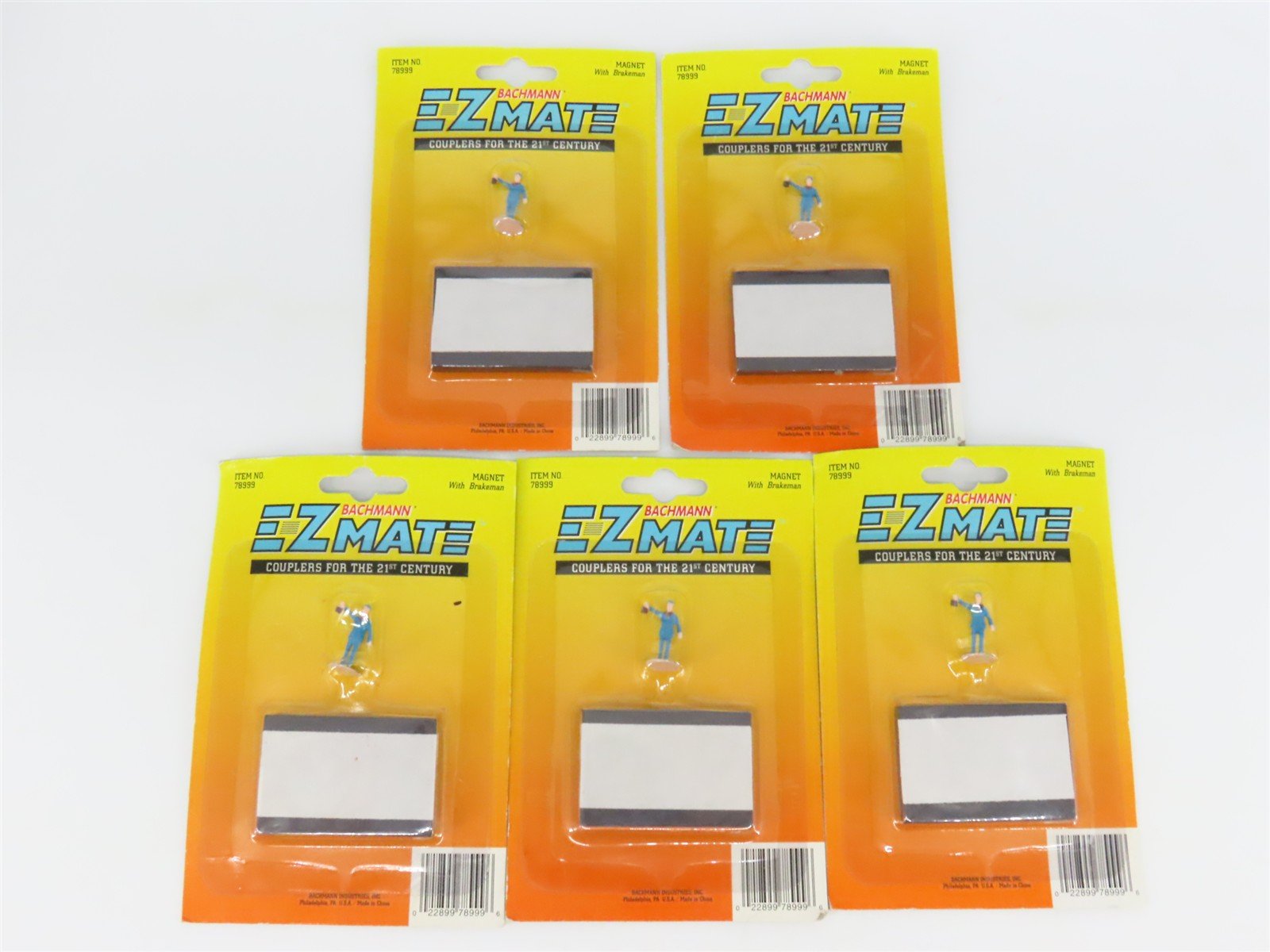 LOT of 5 HO Scale Bachmann 78999 E-Z Mate Uncoupler Magnets w/ Brakeman Figures