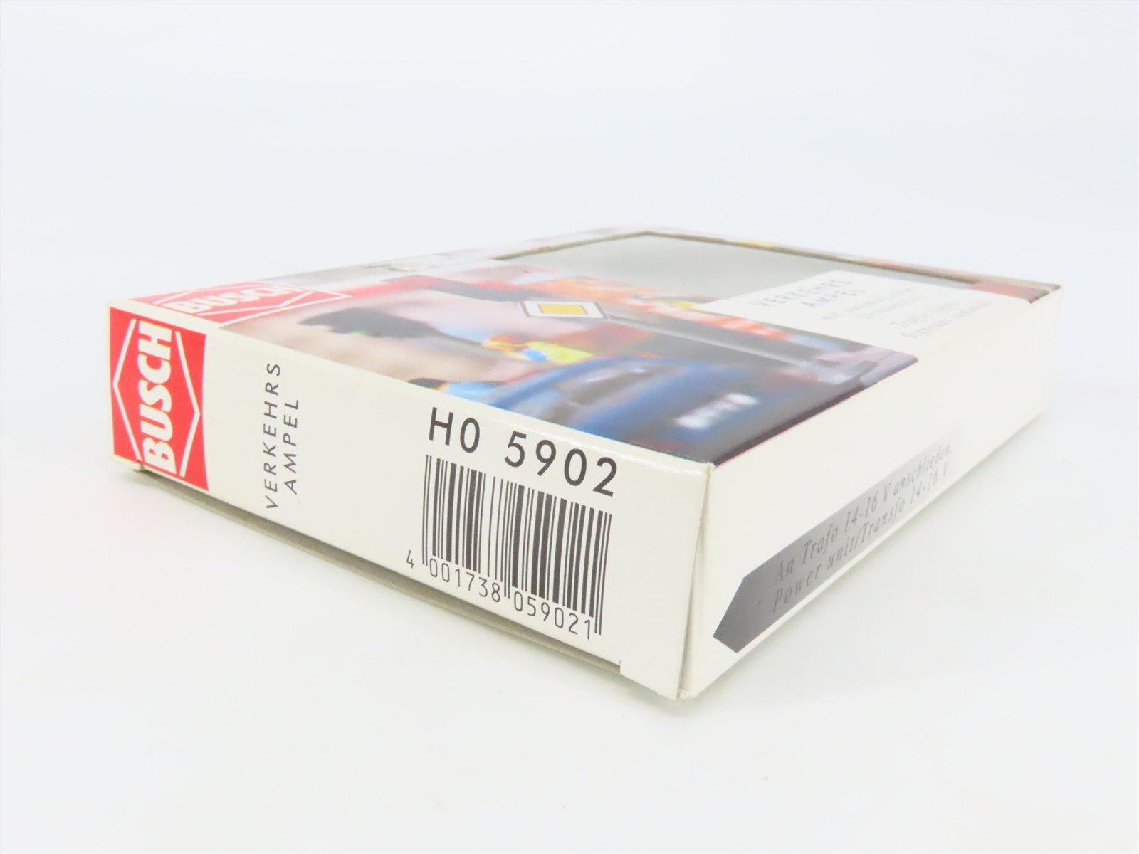 HO 1/87 Scale Busch 5902 Operating Traffic Lights