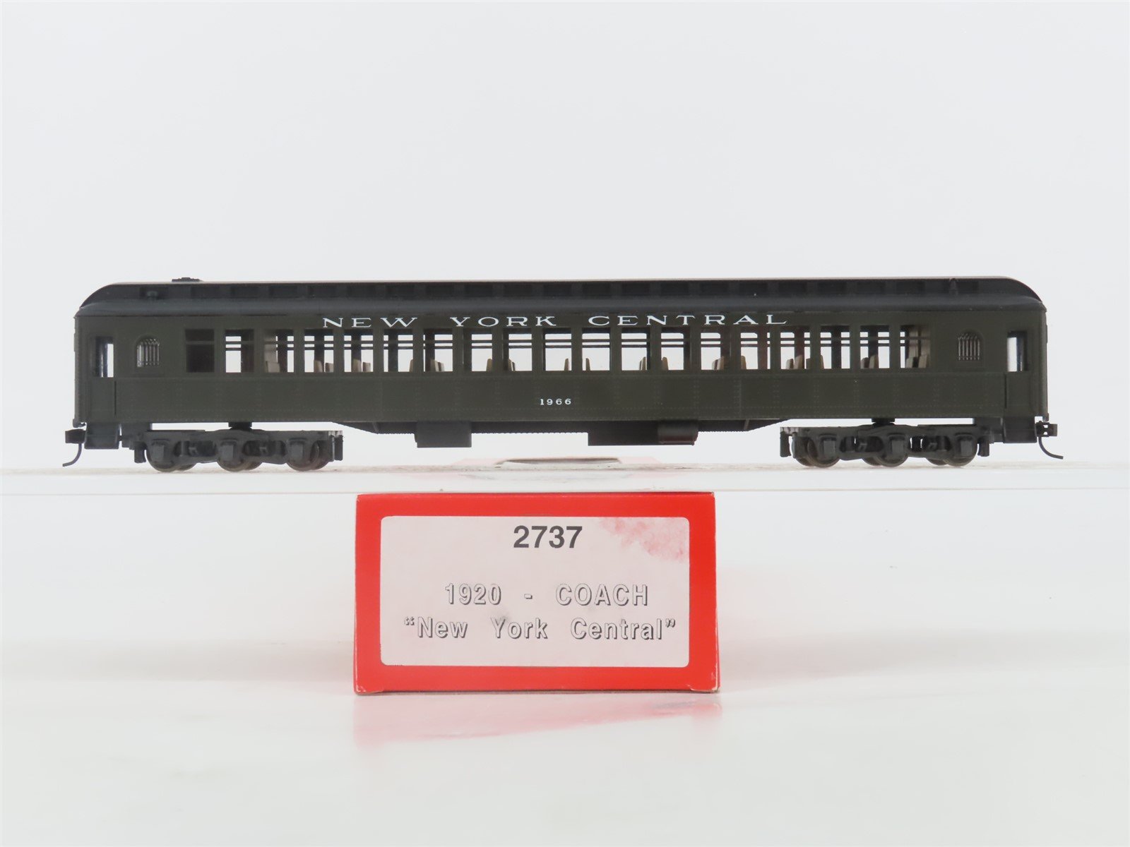 HO Scale Rivarossi 2737 NYC New York Central 1920's Coach Passenger Car #1966