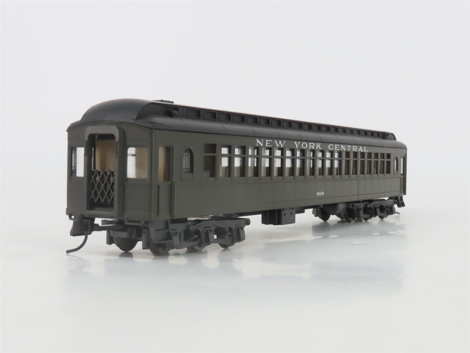 HO Scale Rivarossi 2737 NYC New York Central 1920's Coach Passenger Car #1966