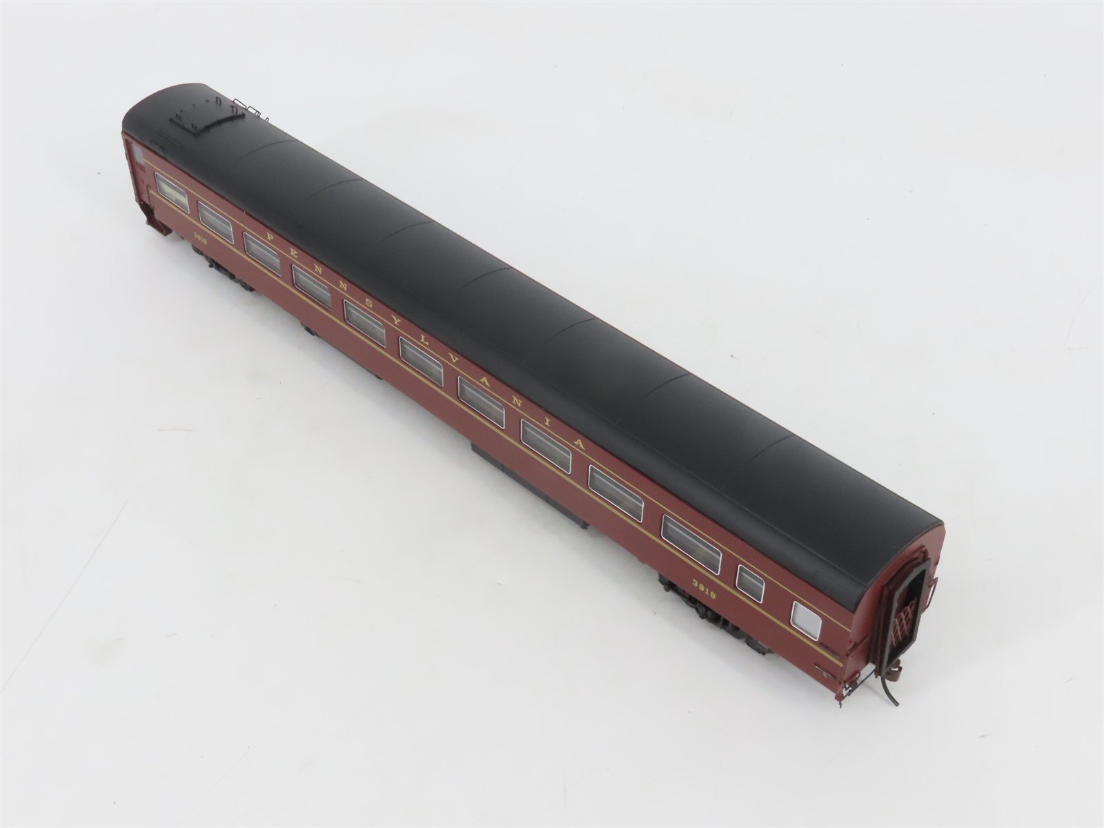 HO Scale Rapido 100232 PRR Pennsylvania Lightweight Coach Passenger Car #3918