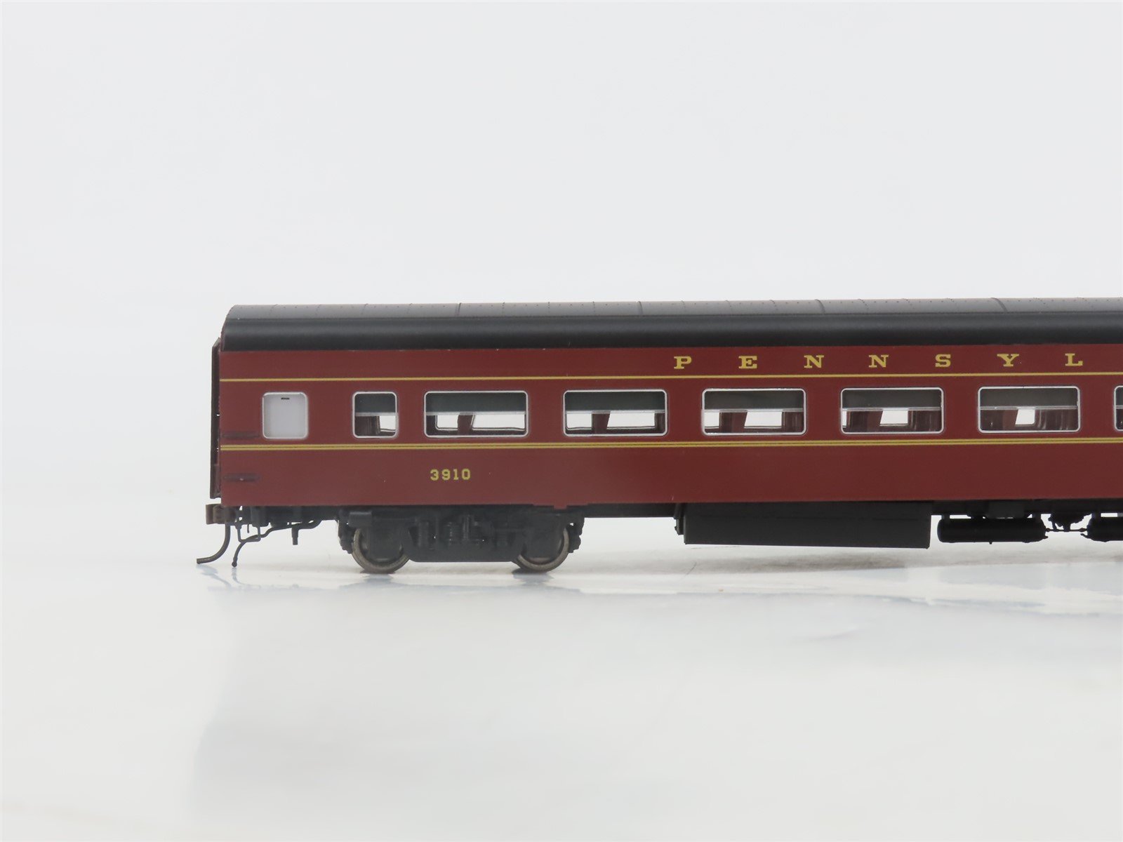 HO Scale Rapido 100231 PRR Pennsylvania Lightweight Coach Passenger Car #3910