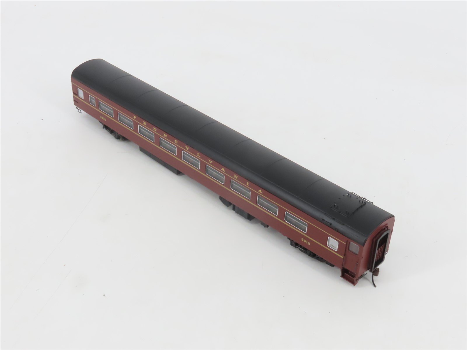 HO Scale Rapido 100231 PRR Pennsylvania Lightweight Coach Passenger Car #3910
