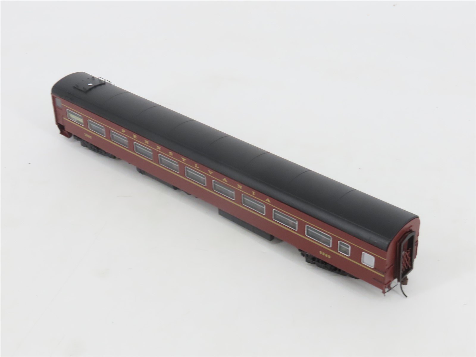 HO Scale Rapido 100234 PRR Pennsylvania Lightweight Coach Passenger Car #3925