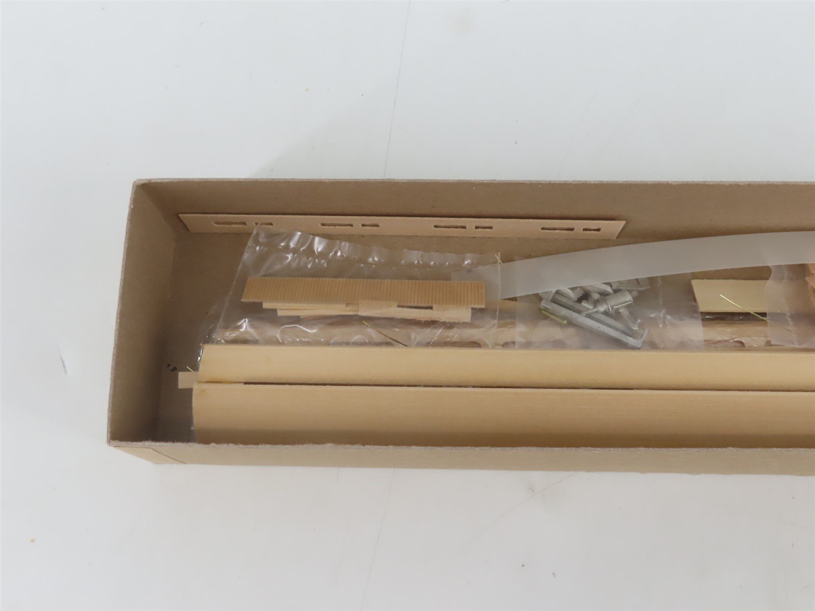 HO Scale LaBelle Kit #HO-1 Undecorated 60' 1905 Closed Vestibule Coach Passenger