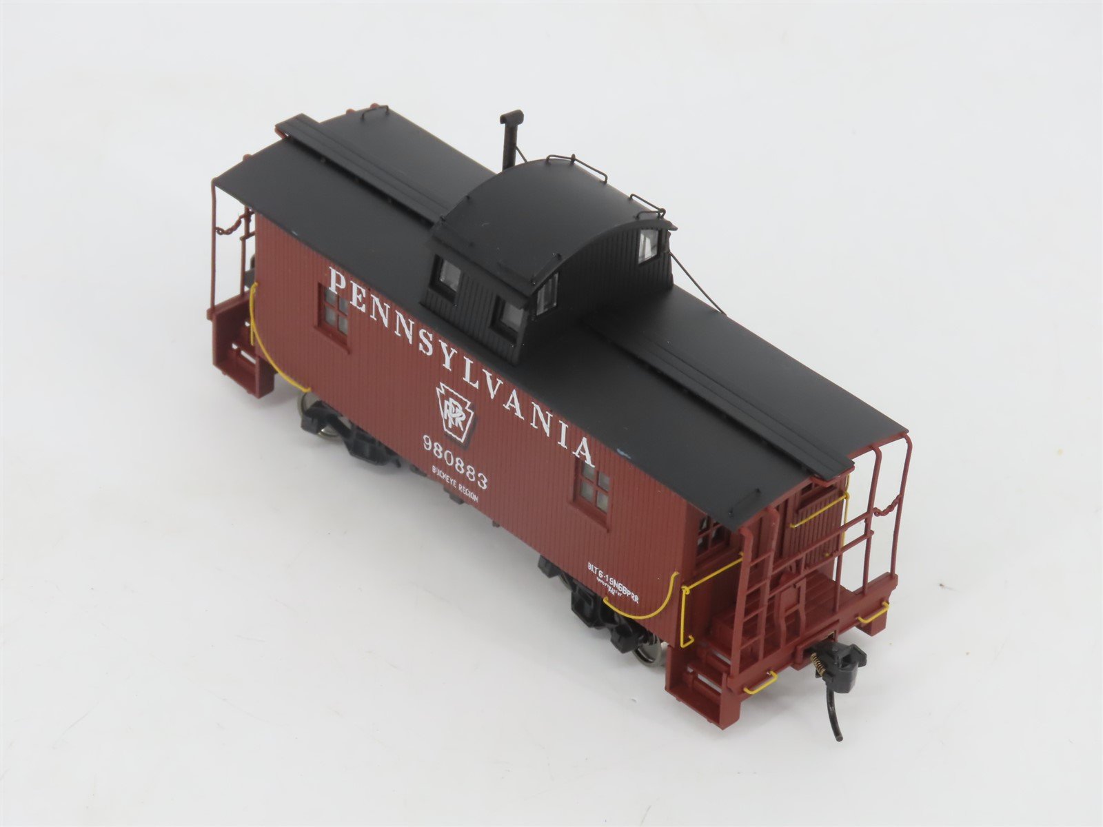 HO Walthers Platinum 932-7653 PRR Pennsylvania N6B Center Cupola Caboose #980883