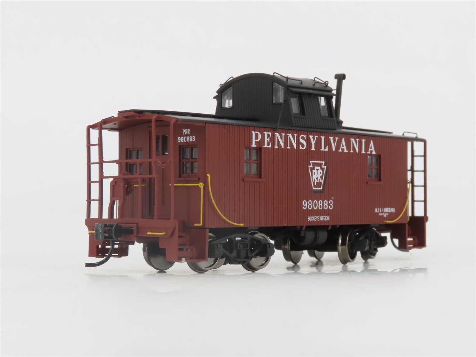 HO Walthers Platinum 932-7653 PRR Pennsylvania N6B Center Cupola Caboose #980883