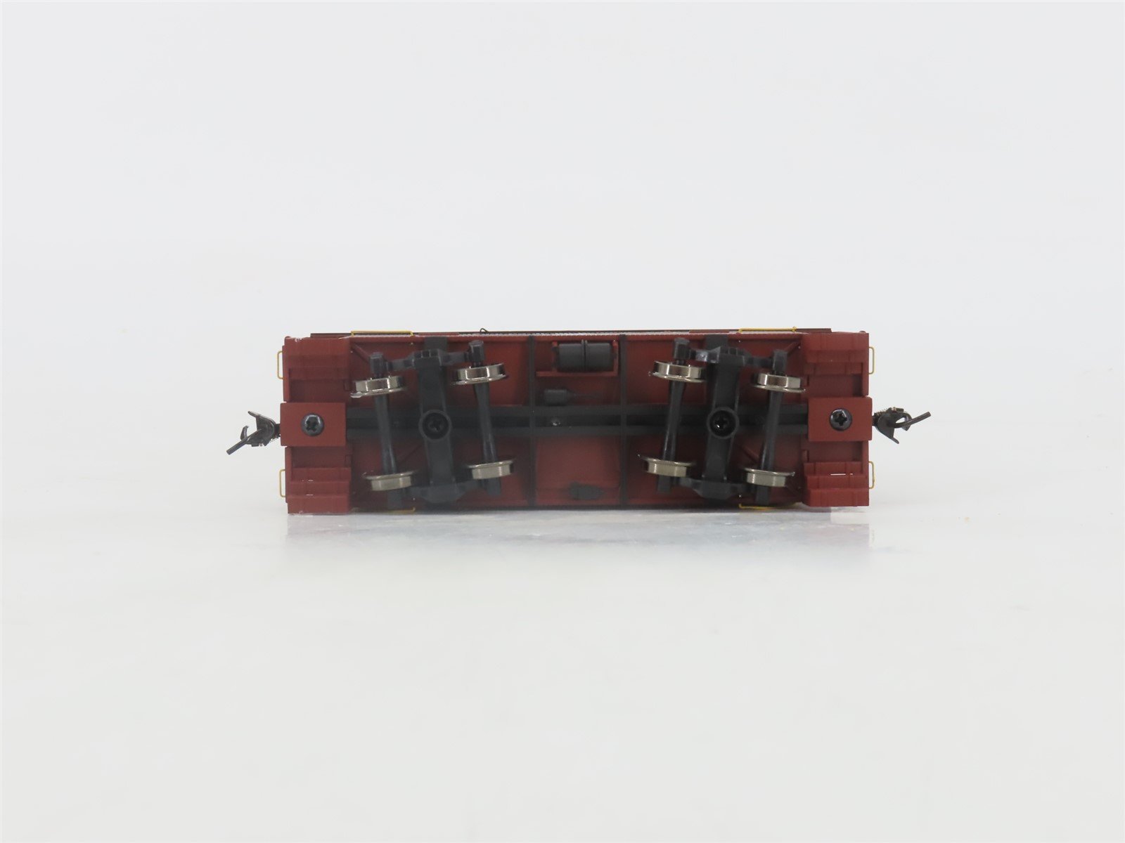 HO Walthers Platinum 932-7653 PRR Pennsylvania N6B Center Cupola Caboose #980883