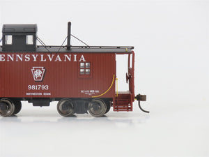 HO Walthers Platinum 932-7643 PRR Pennsylvania N6B Offset Cupola Caboose #981793