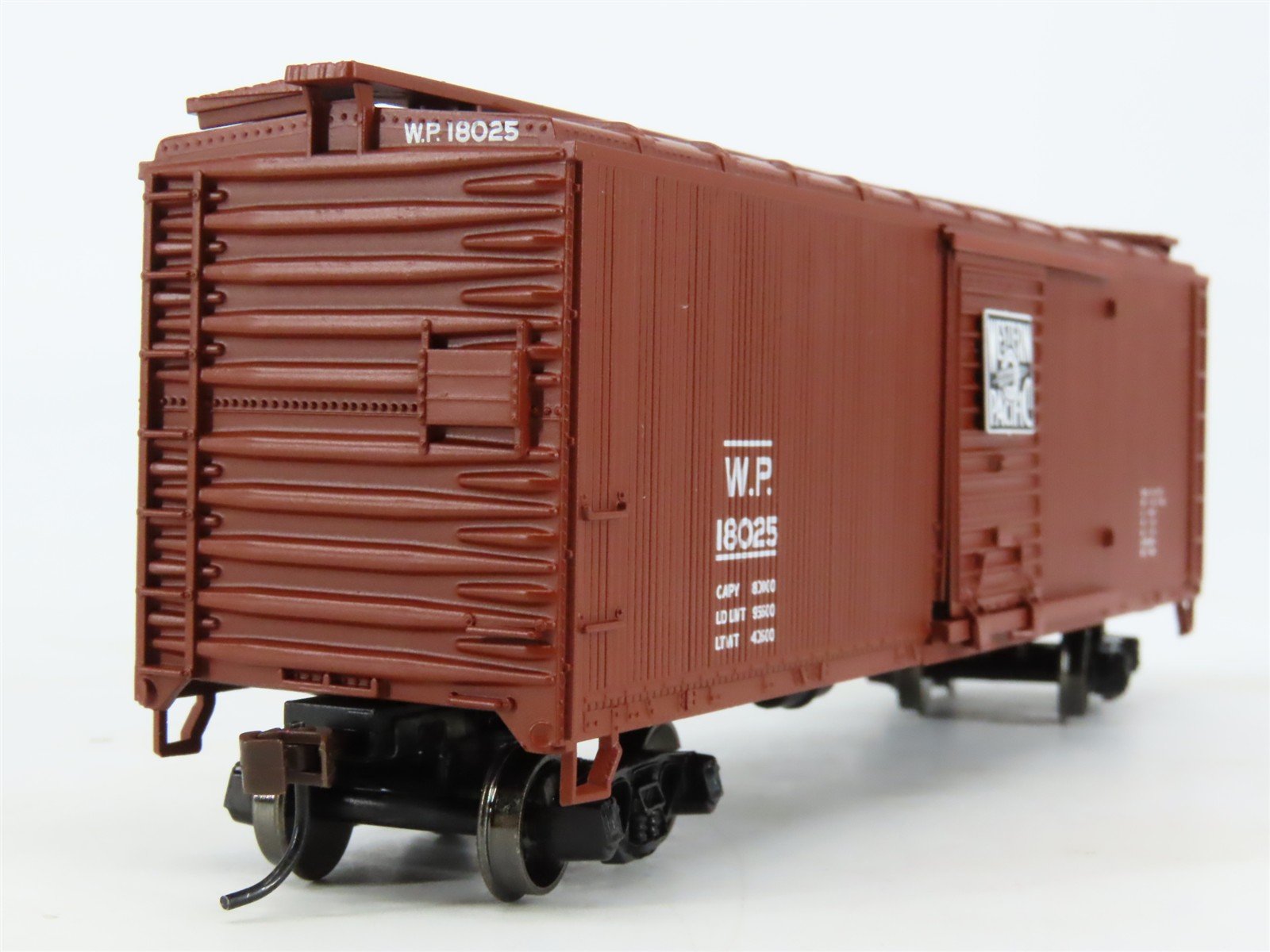 HO Roundhouse 84671 WP Western Pacific 40' Double-Sheathed Wood Box Car #18025