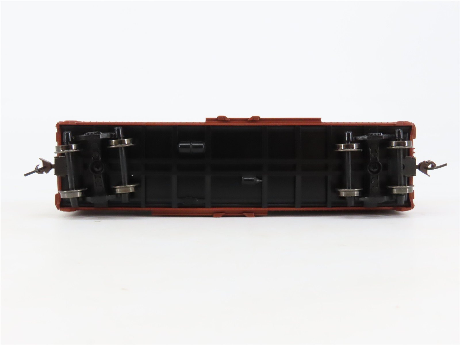 HO Roundhouse 84671 WP Western Pacific 40' Double-Sheathed Wood Box Car #18025