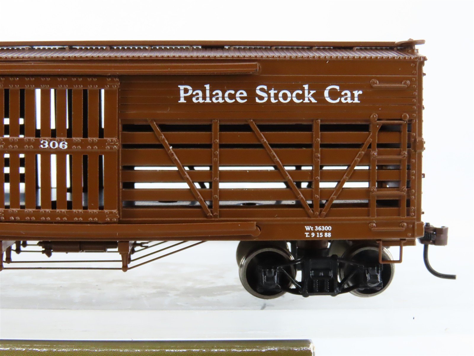 HO Scale Roundhouse 84226 A&P Atlantic & Pacific 36' Palace Stock Car #306