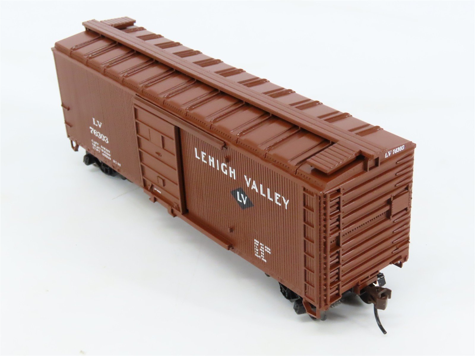 HO Roundhouse 8466 LV Lehigh Valley 40' Double-Sheathed Wood Box Car #76303