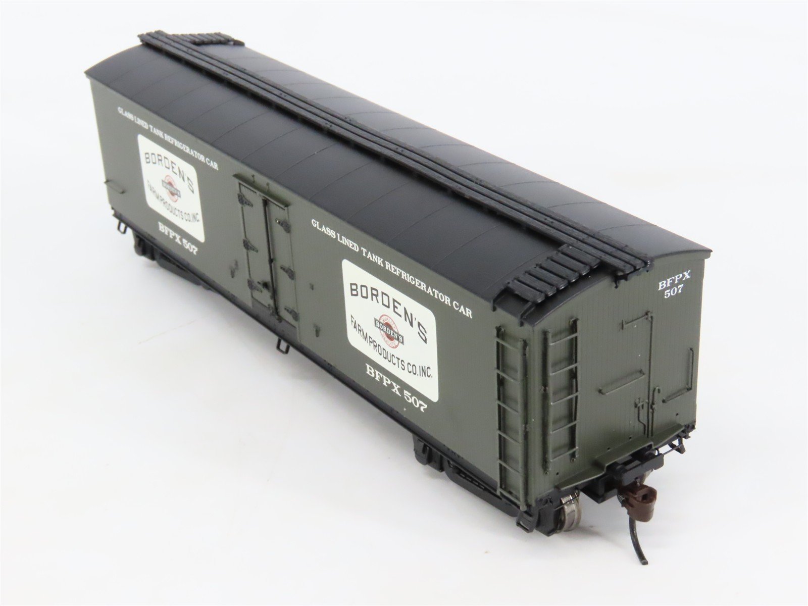 HO Scale Roundhouse 84591 BFPX Borden's 40' Glass-Lined Wood Milk Car #507