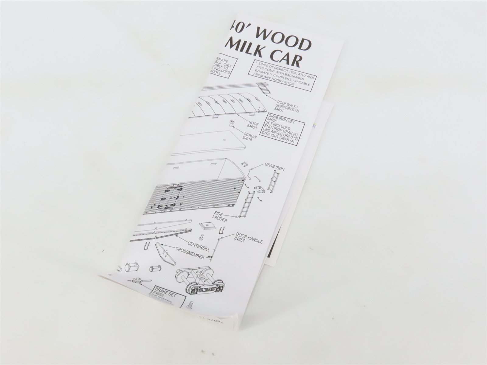 HO Scale Roundhouse 84646 CV Central Vermont 40' Glass-Lined Wood Milk Car #548