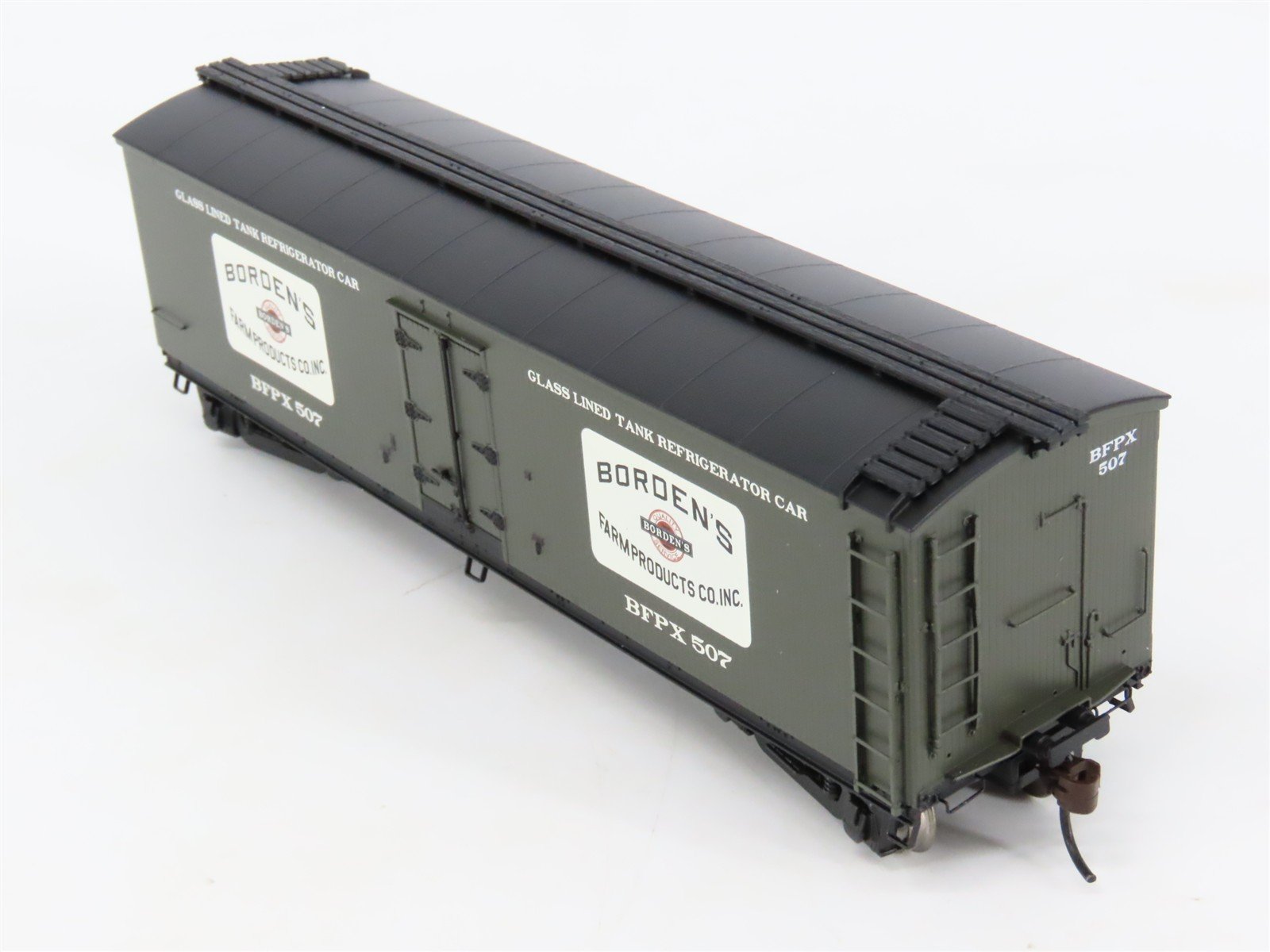 HO Scale Roundhouse 84591 BFPX Borden's 40' Glass-Lined Wood Milk Car #507