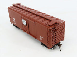 HO Roundhouse 84671 WP Western Pacific 40' Double-Sheathed Wood Box Car #18025