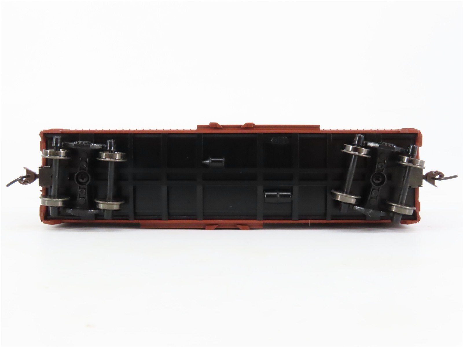 HO Roundhouse 84671 WP Western Pacific 40' Double-Sheathed Wood Box Car #18025