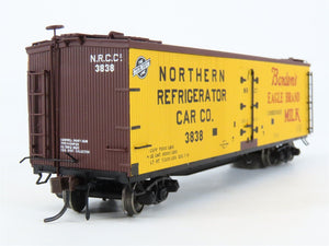 HO Atlas Master 20002006 NRCCo Northern / Borden's Milk 40' Wood Reefer #3838