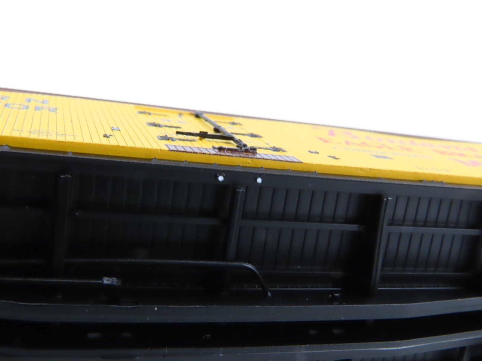 HO Atlas Master 20002005 NRCCo Northern / Borden's Milk 40' Wood Reefer #3837