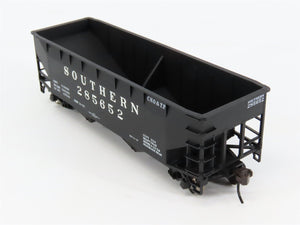 HO Scale Atlas 1879-2 CNO&TP / SOU Southern Railway 2-Bay Open Hopper #285652