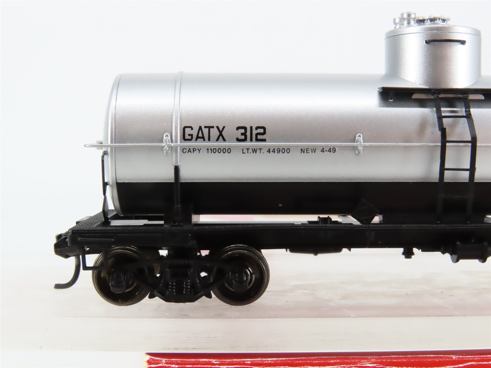 HO Red Caboose RR-33018-03 GATX Flying A Gasoline Single Dome Tank Car #312