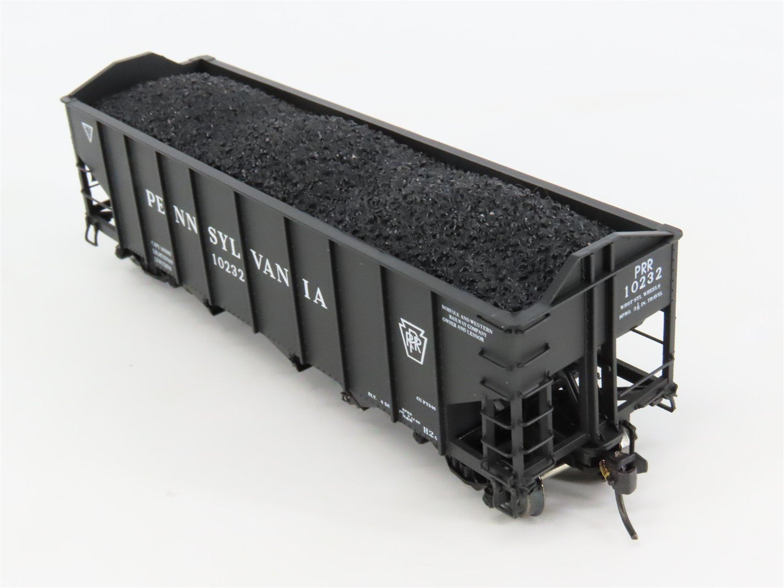HO Broadway Limited BLI 809 PRR Pennsylvania H2A 3-Bay Hopper #10232 w/ Load