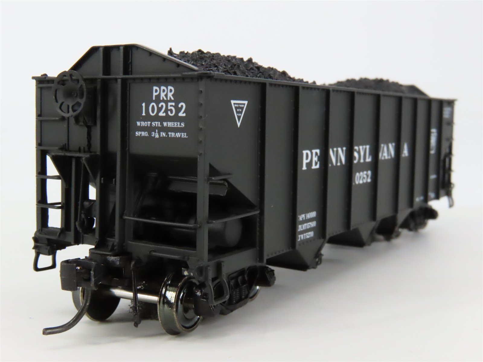 HO Broadway Limited BLI 809 PRR Pennsylvania H2A 3-Bay Hopper #10252 w/ Load