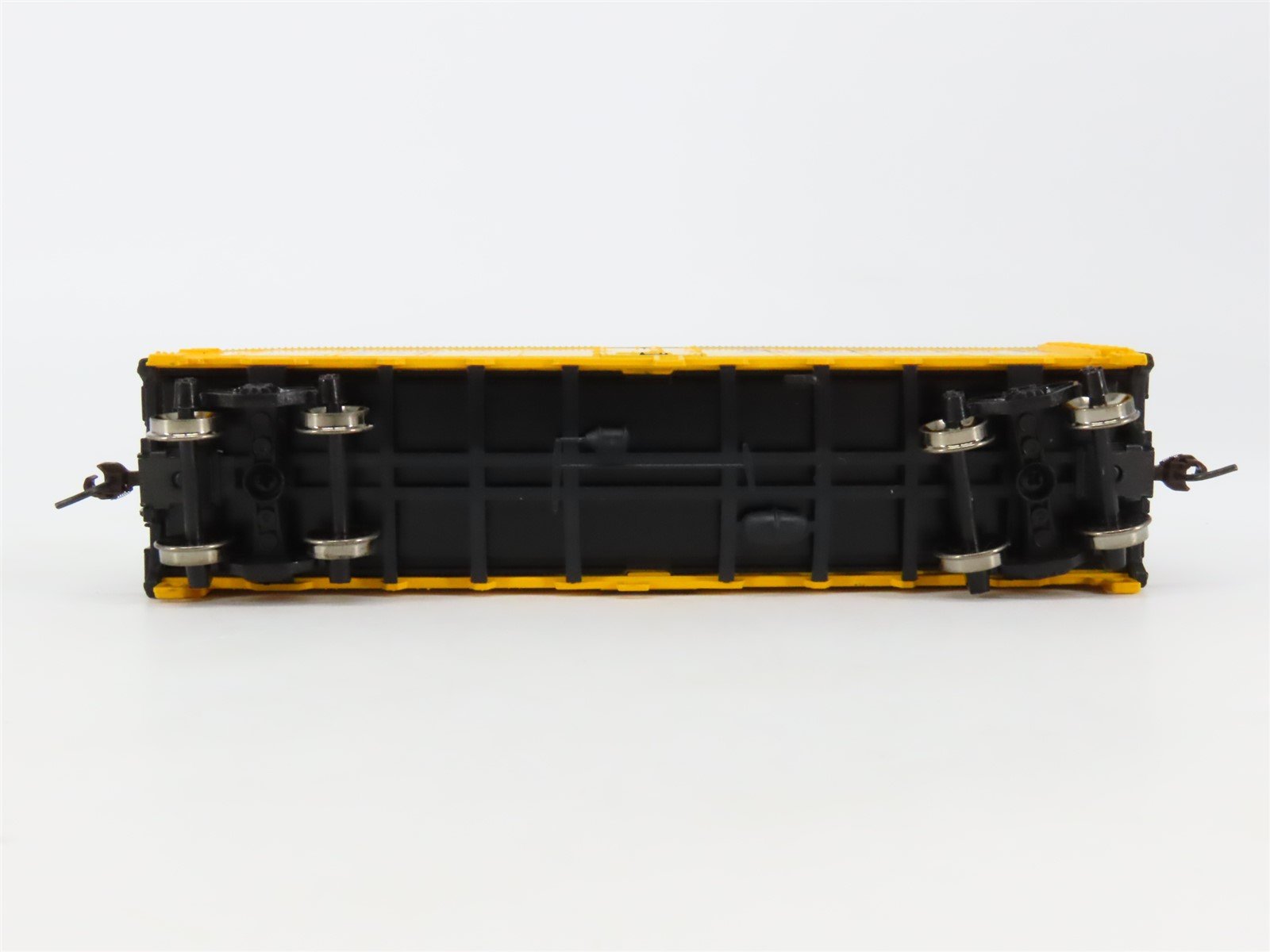 HO Scale Athearn 71336 ARLX Armour 40' Steel Ice Bunker Reefer #8749