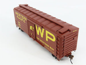 HO Scale Athearn 92799 WP Western Pacific 40' Horizontal Rib Box Car #3416