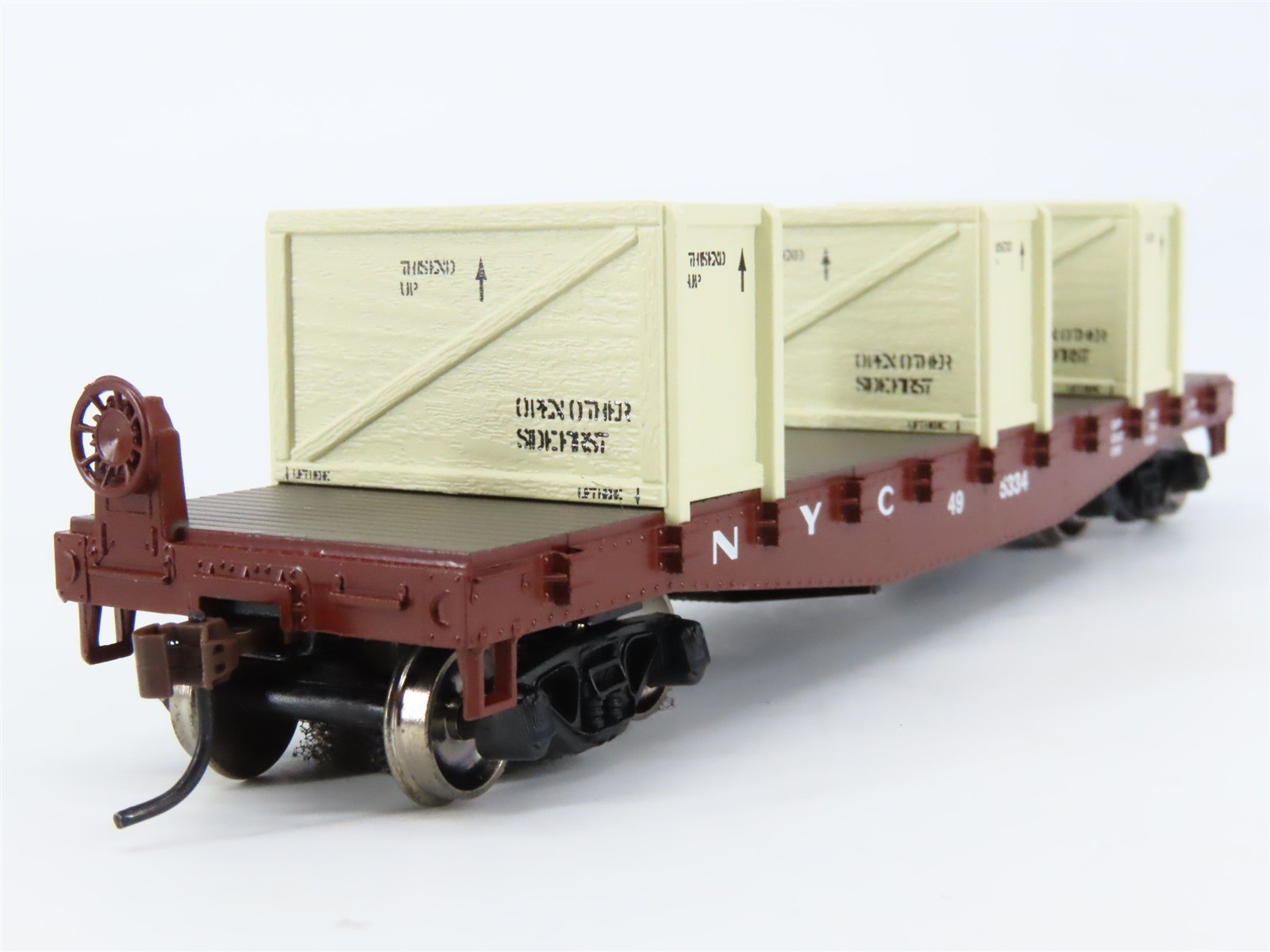 HO Scale Athearn 92180 NYC New York Central 40' Flat Car #495334 w/ Crate Load