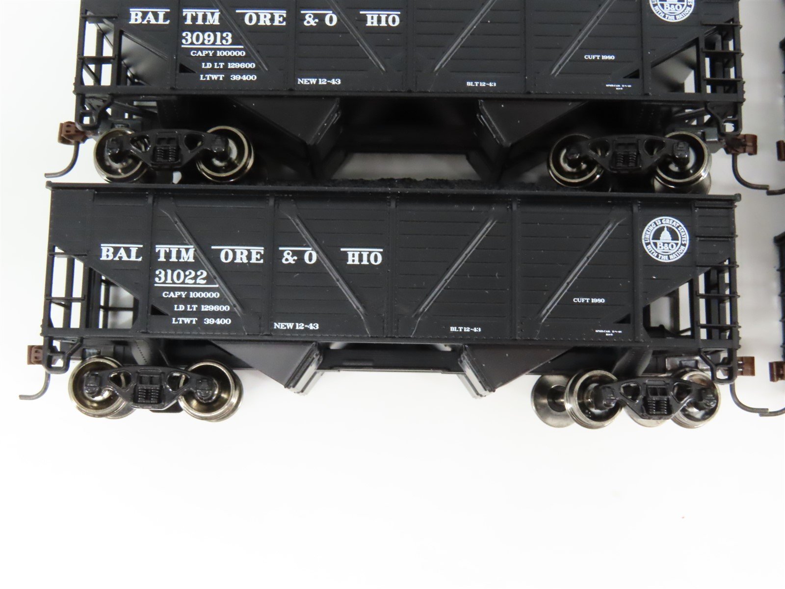 HO Athearn 70790 B&O Baltimore & Ohio 34' 2-Bay Composite Hopper 6-Pack w/ Load