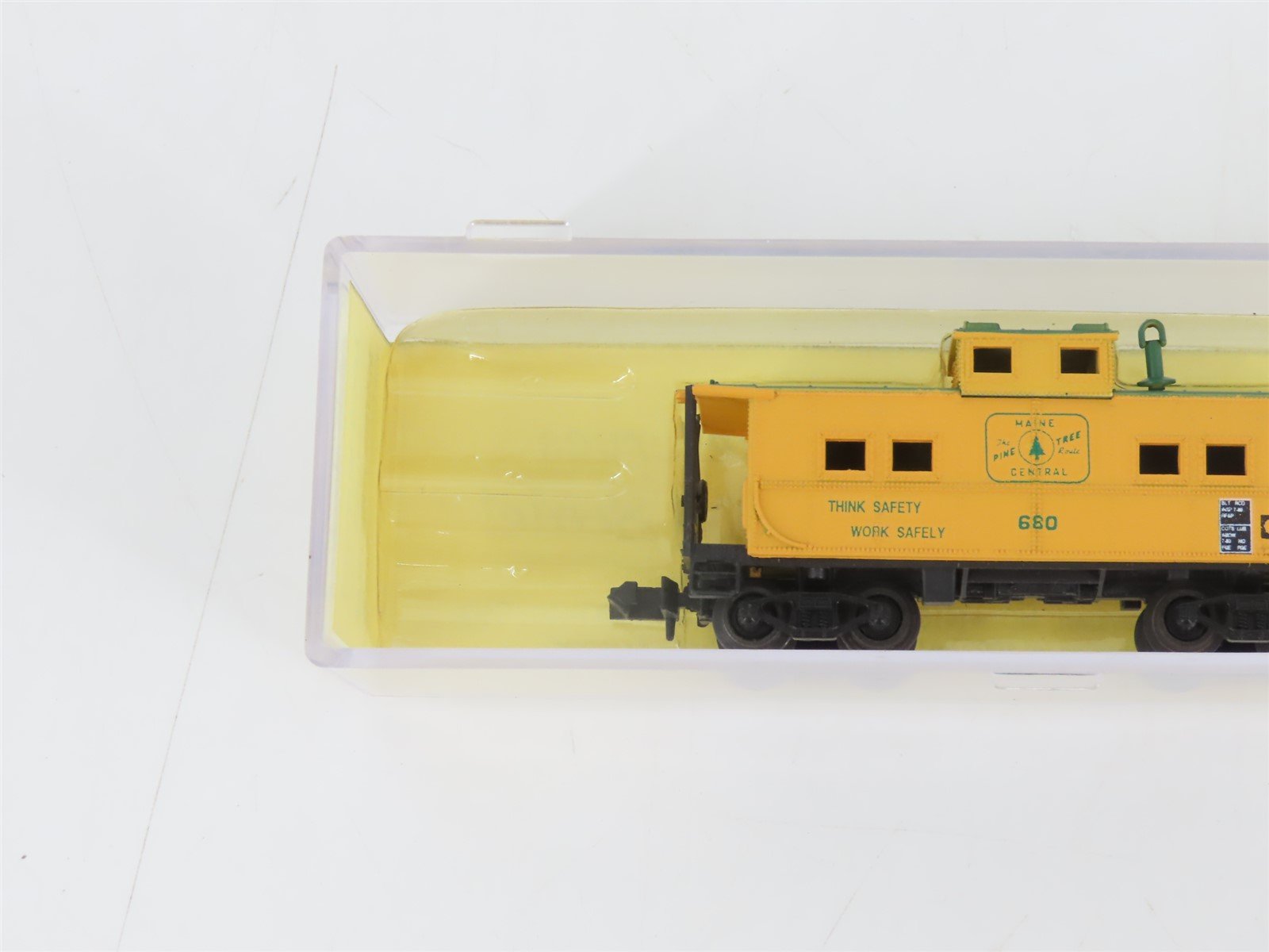 N Scale Loco-Motives 1053 MEC 