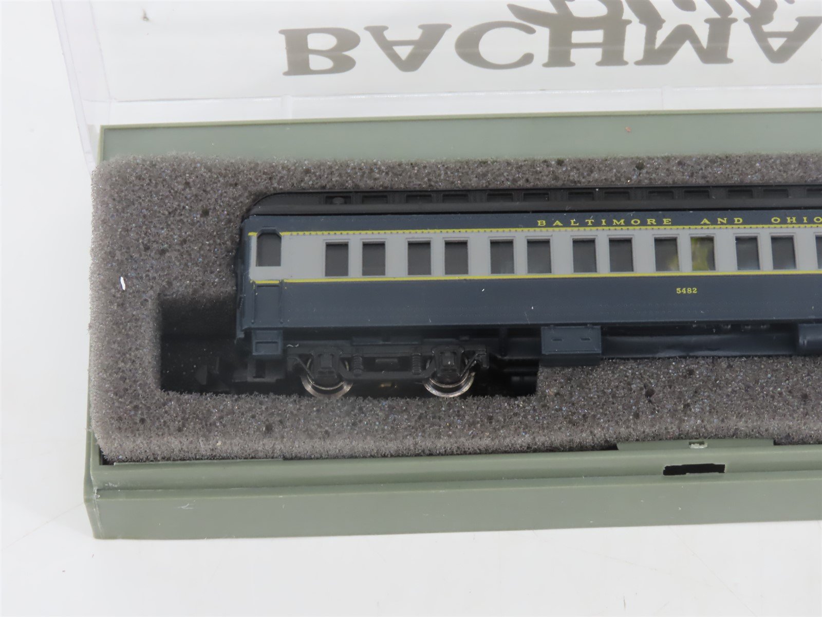 N Scale Bachmann Plus 13073 B&O Baltimore & Ohio Coach Passenger Car #5482