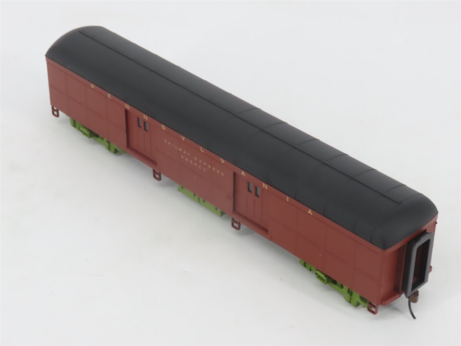 HO Walthers 932-5831 PRR Pennsylvania (1939-1941) B60B Baggage Passenger Car