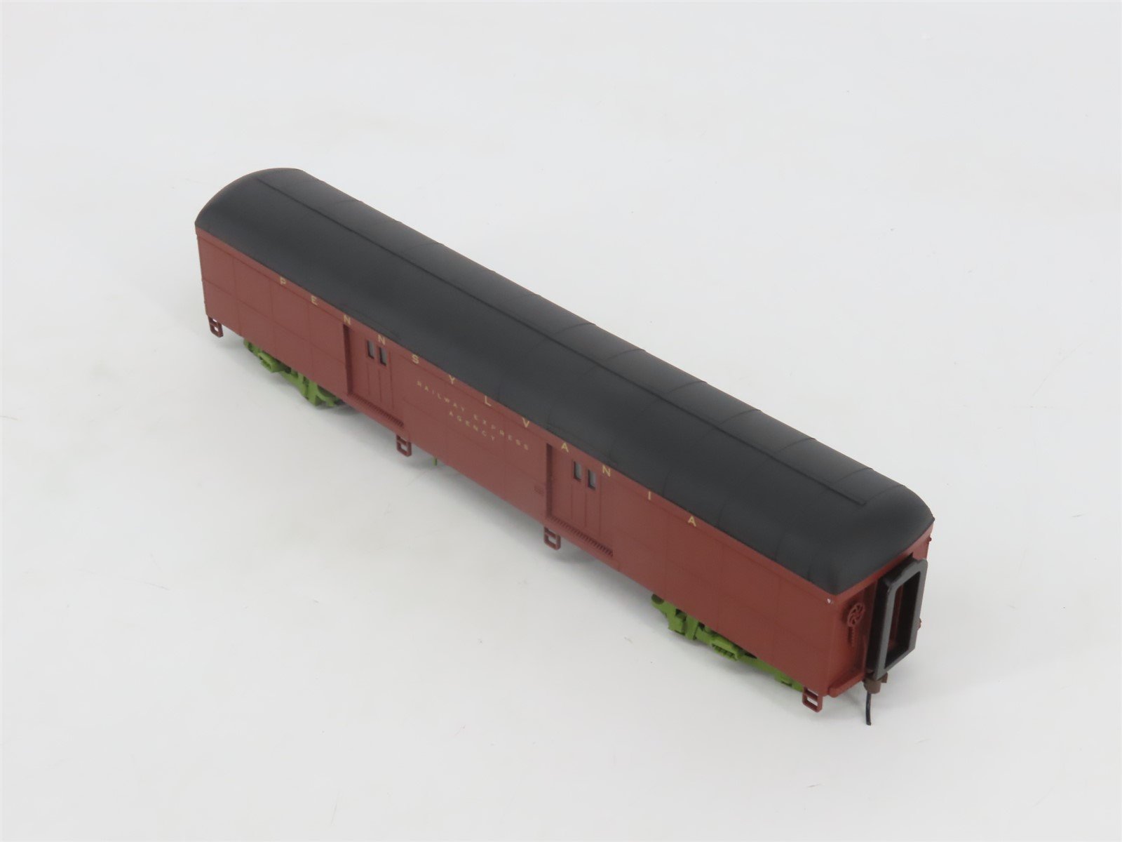 HO Walthers 932-5831 PRR Pennsylvania (1939-1941) B60B Baggage Passenger Car