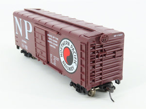 HO Roundhouse 1087 NP Northern Pacific 40' Roundtop Box Car #17903 -Upgraded
