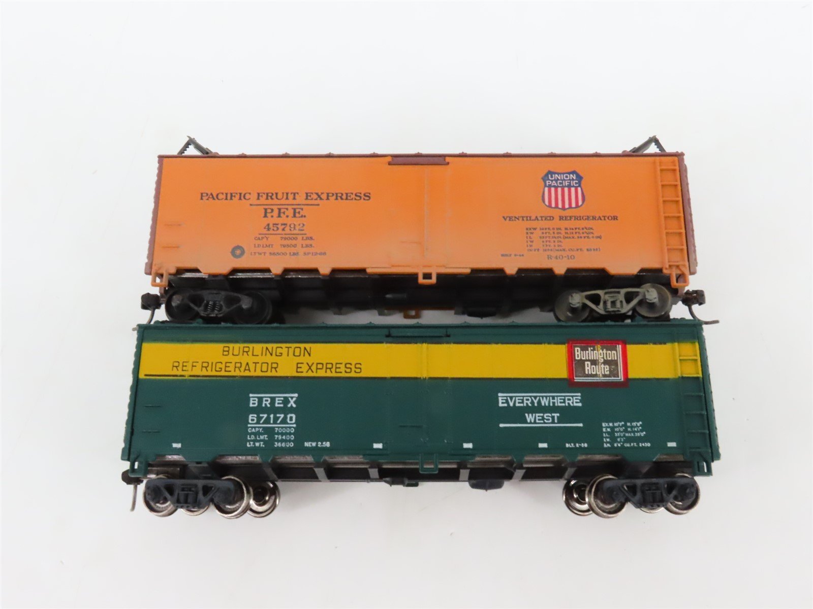 LOT of 8 HO WFEX/CGW/CN/URTX/PFE/BREX/REA Reefer Cars Weathered & UPGRADED