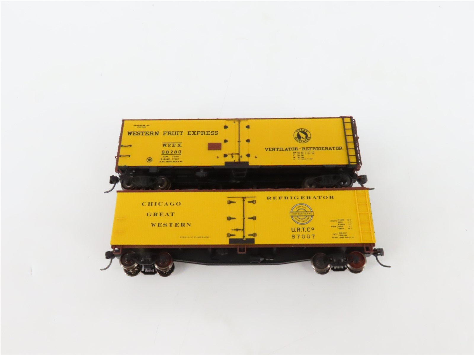 LOT of 8 HO WFEX/CGW/CN/URTX/PFE/BREX/REA Reefer Cars Weathered & UPGRADED