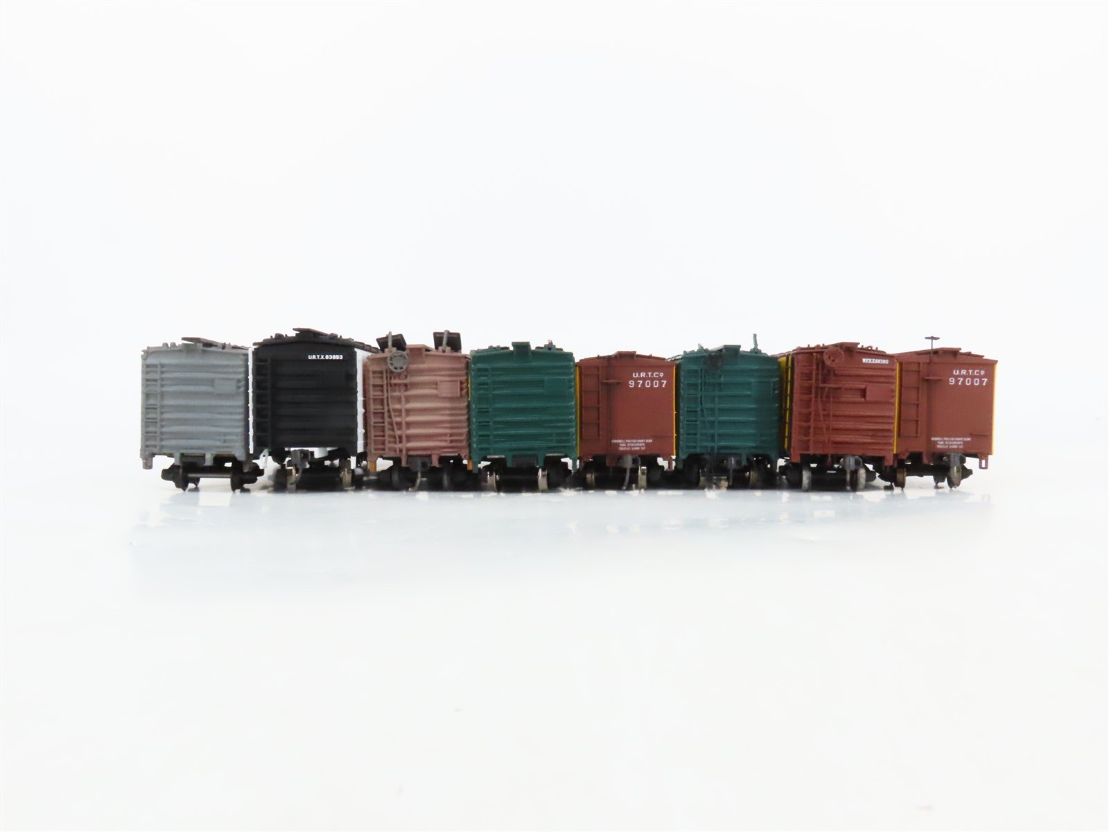 LOT of 8 HO WFEX/CGW/CN/URTX/PFE/BREX/REA Reefer Cars Weathered & UPGRADED