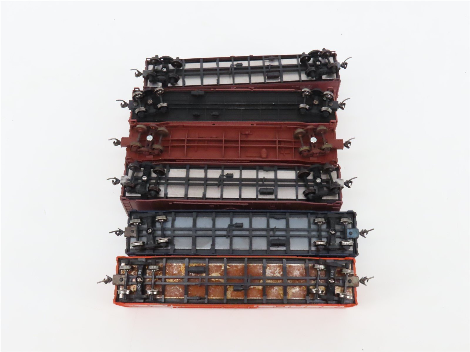 LOT of 6 HO Scale CGW/Southern/IC/B&O/CNW 50' Boxcars UPGRADED