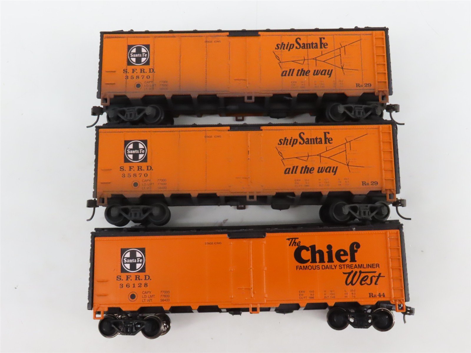 LOT of 10 HO Scale SFRD Santa Fe 40' Reefer Cars UPGRADED