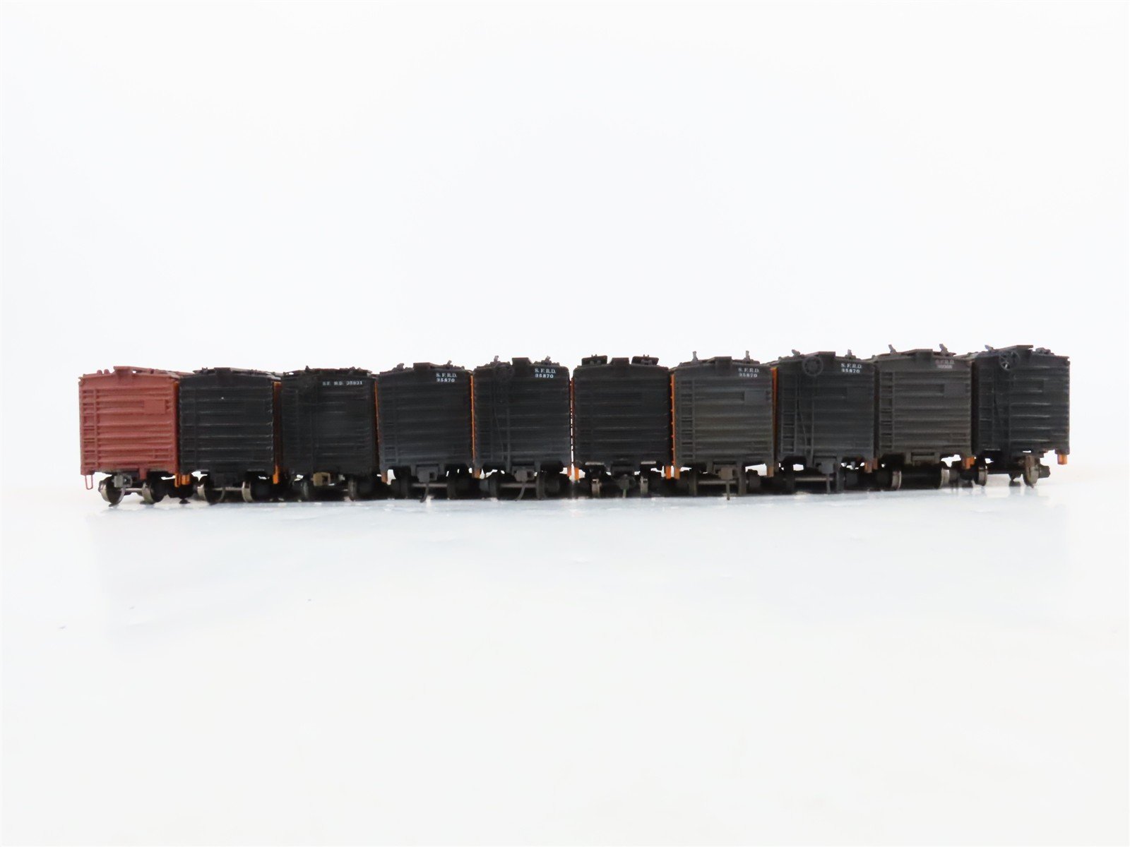 LOT of 10 HO Scale SFRD Santa Fe 40' Reefer Cars UPGRADED