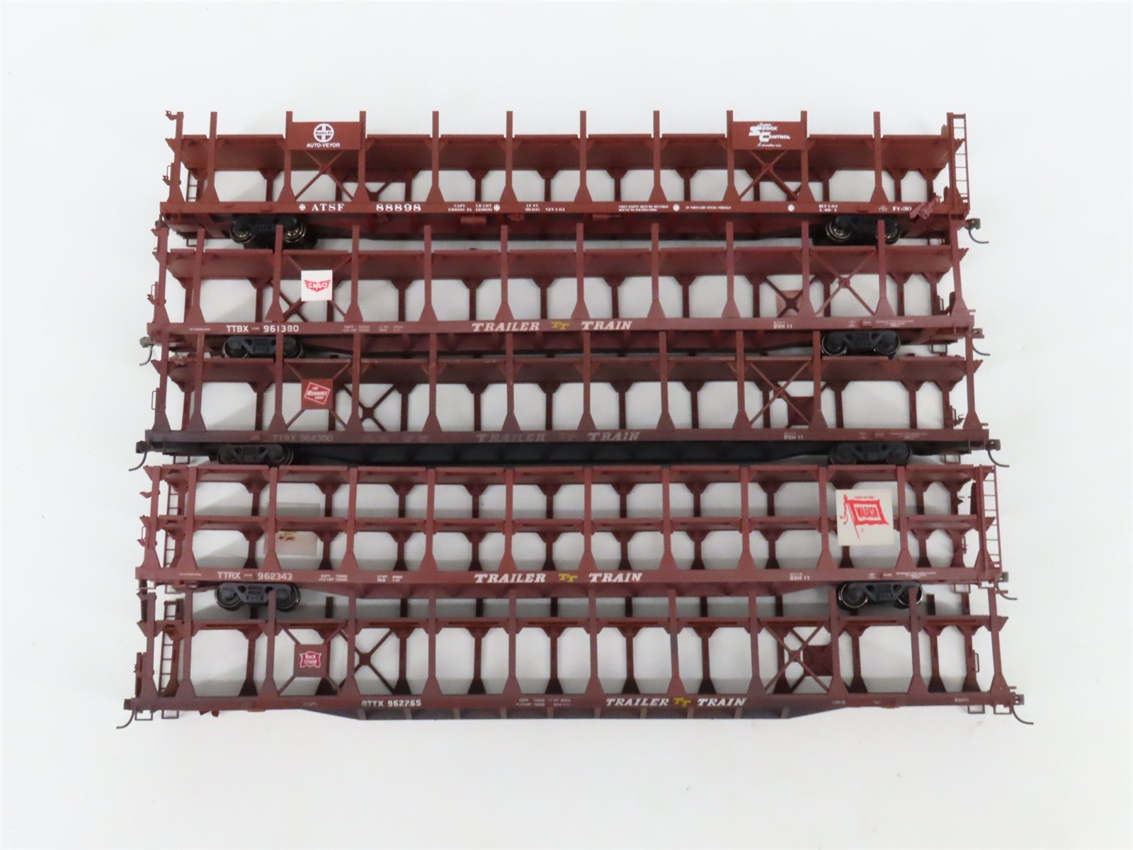 LOT of 5 HO Scale ATSF/GM&O/MILW/WAB/RI Open Autorack Cars UPGRADED