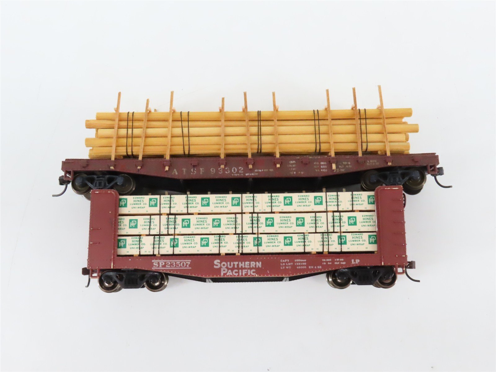 LOT of 6 HO Scale ATSF/SP/T&NO/DRGW Assorted Flatcars w/Loads UPGRADED