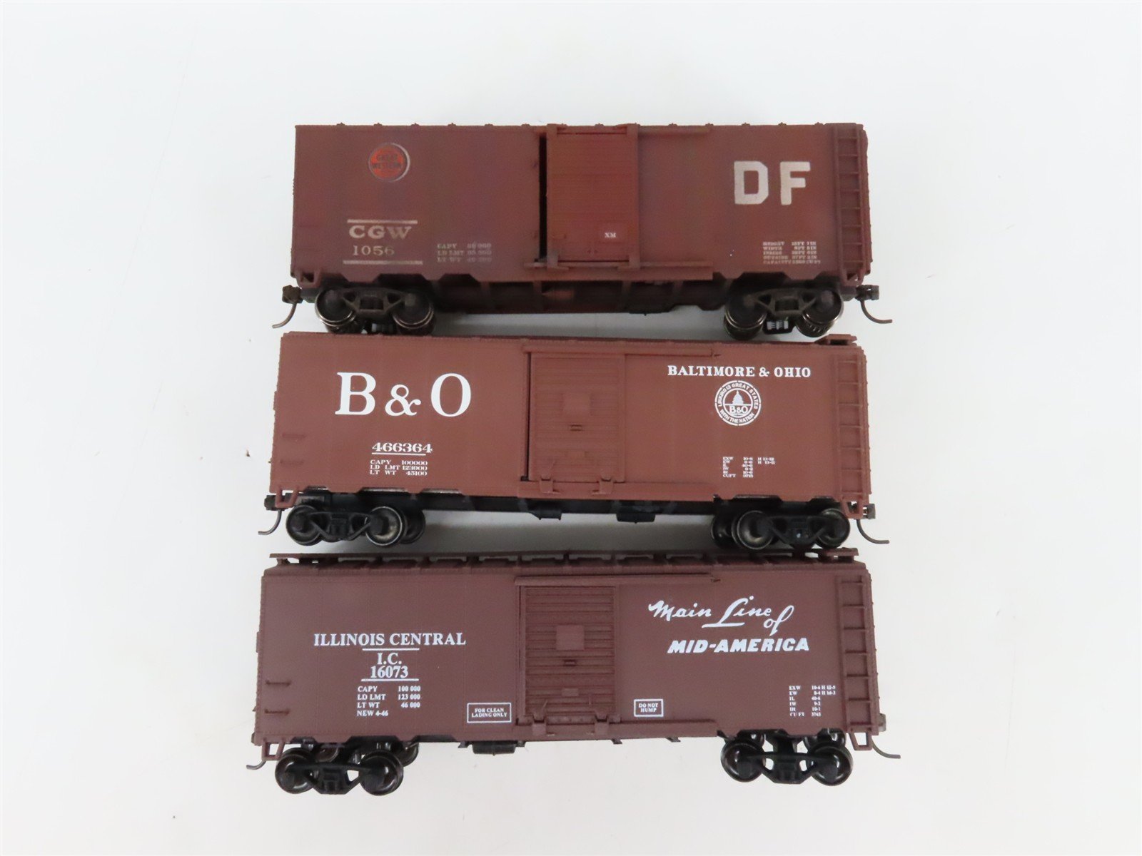 LOT of 10 HO Scale CGW/B&O/IC/ERIE/GM&O/PM 40' Boxcars Weathered & UPGRADED