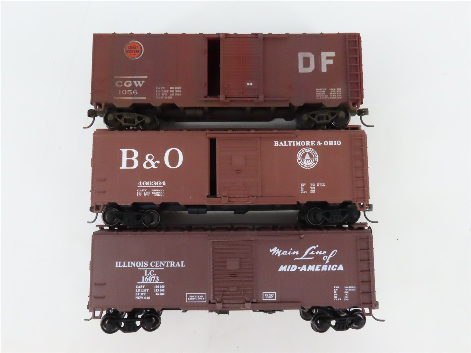 LOT of 10 HO Scale CGW/B&O/IC/ERIE/GM&O/PM 40' Boxcars Weathered & UPGRADED