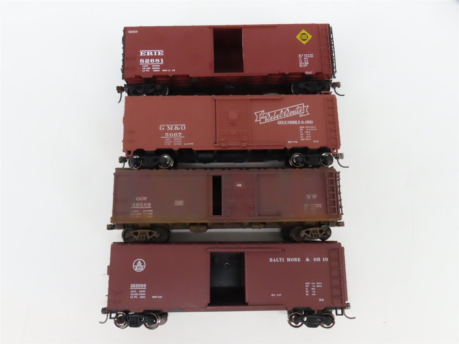 LOT of 10 HO Scale CGW/B&O/IC/ERIE/GM&O/PM 40' Boxcars Weathered & UPGRADED