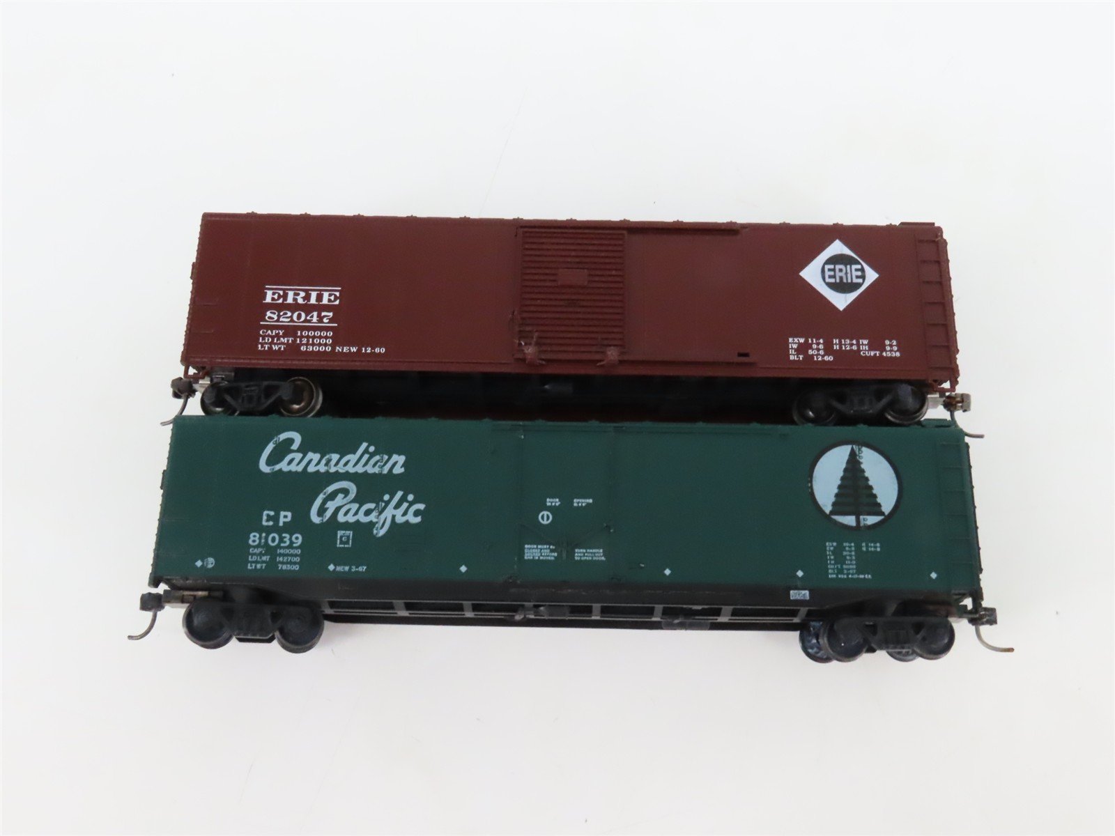 LOT of 6 HO Scale B&O/RI/Erie/CP/EL/PRR 50' Boxcars UPGRADED