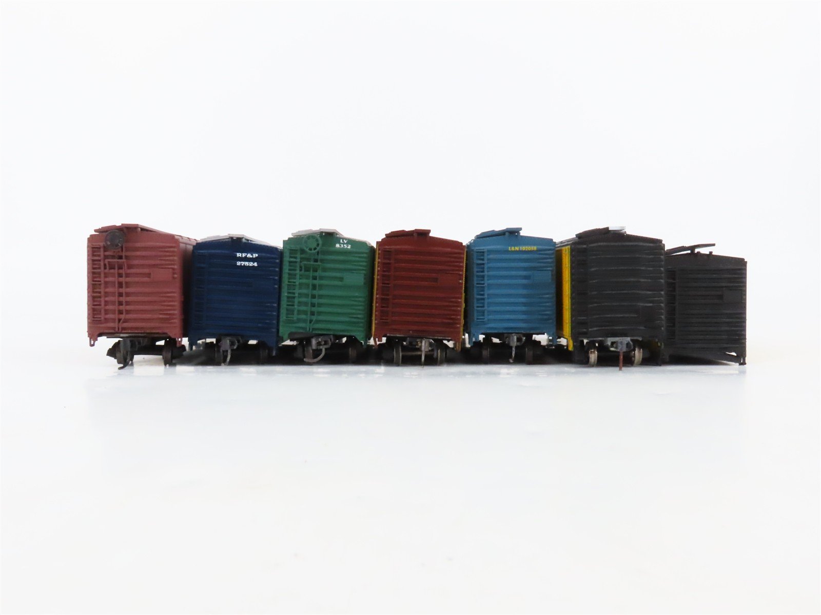 LOT of 7 HO Scale GBW/GARX/NADX/L&N/LV/RF&P/SP 50' Boxcars UPGRADED